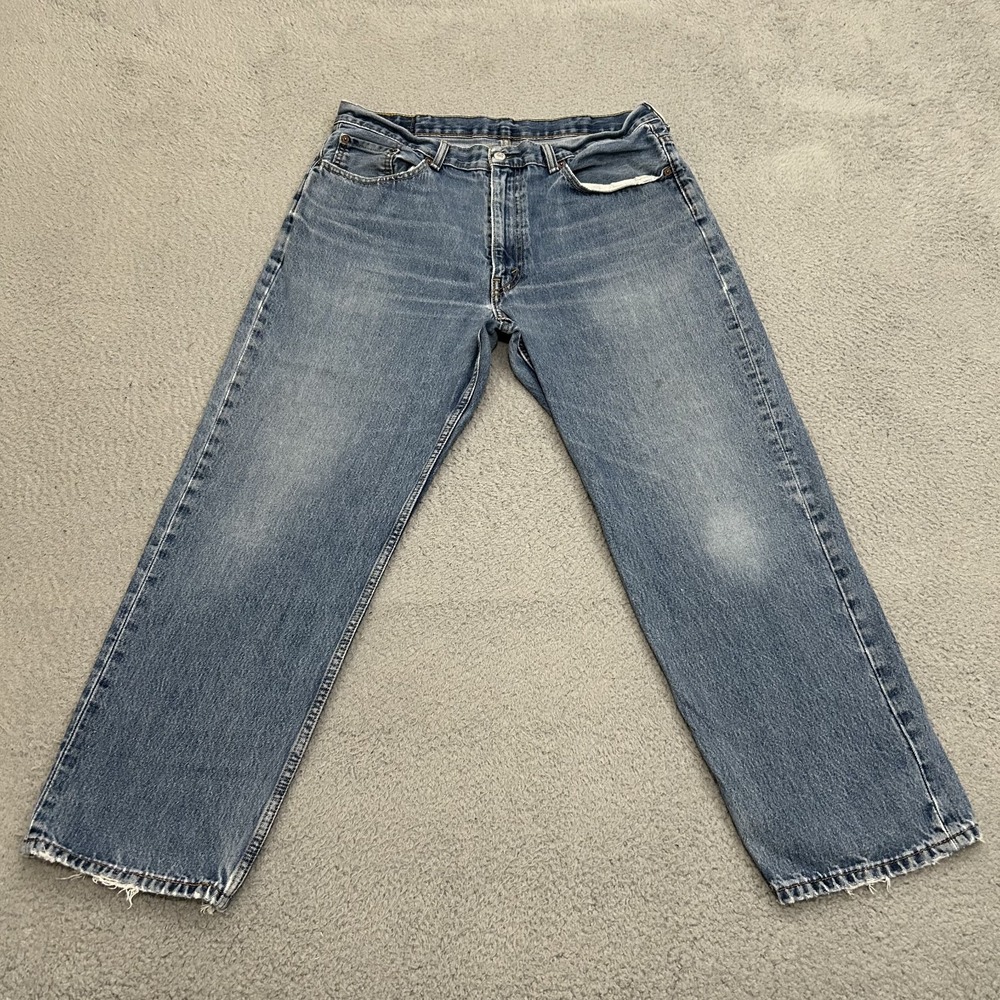 Levis Jeans Mens 33x30 Blue Denim 550 Relaxed Fit Tapered Cotton American Y2K